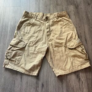 Wrangler Men's Khaki Cargo Shorts